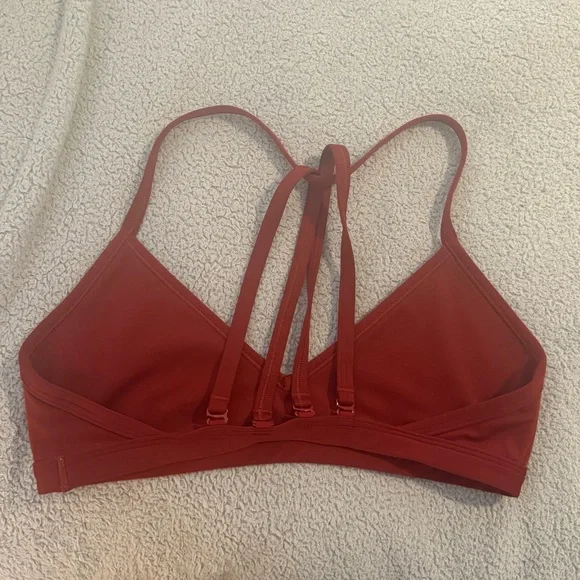 LIKE NEW! Gymshark Minimal Sports Bra - Picture 3 of 4